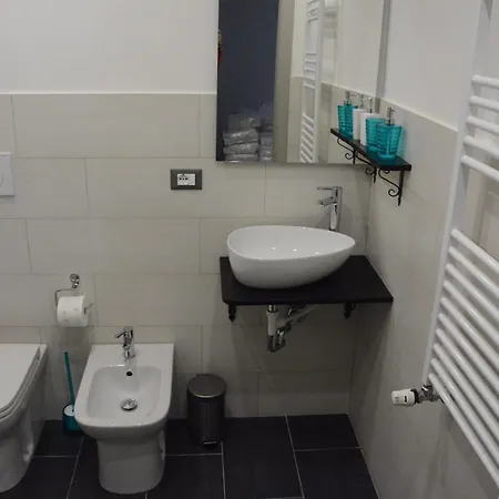 Oda ve Kahvaltı Casa Dei Nonni Cenova