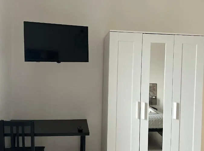 Casa Dei Nonni Bed & Breakfast Genoa
